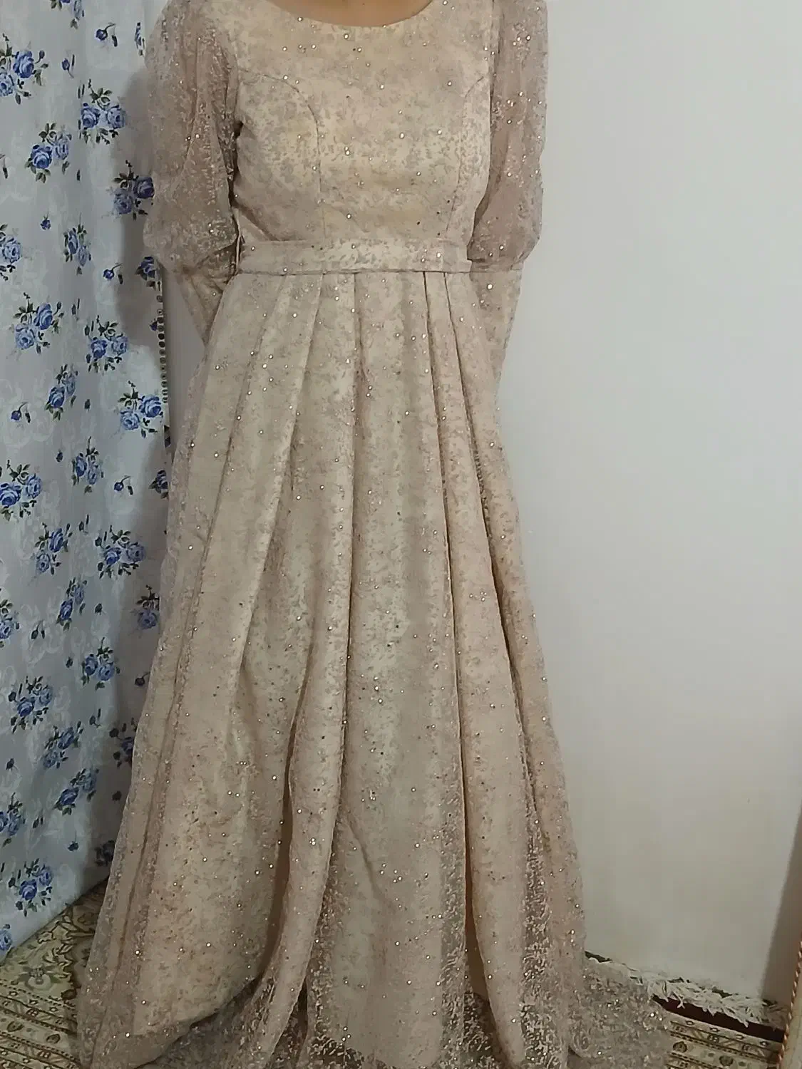 یکبار پوشیدمش در حد نو هستش خریدار واقعی پیام دهد|لباس|ماهنشان, |دیوار