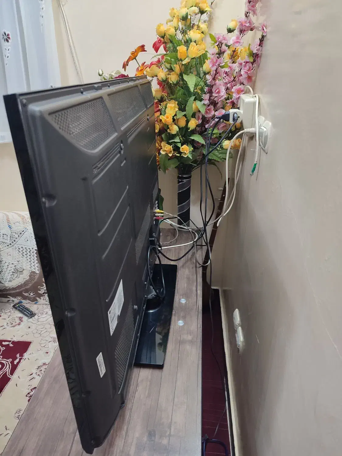 تلویزیون LCD LG 43 inch|تلویزیون و پروژکتور|ملارد, |دیوار