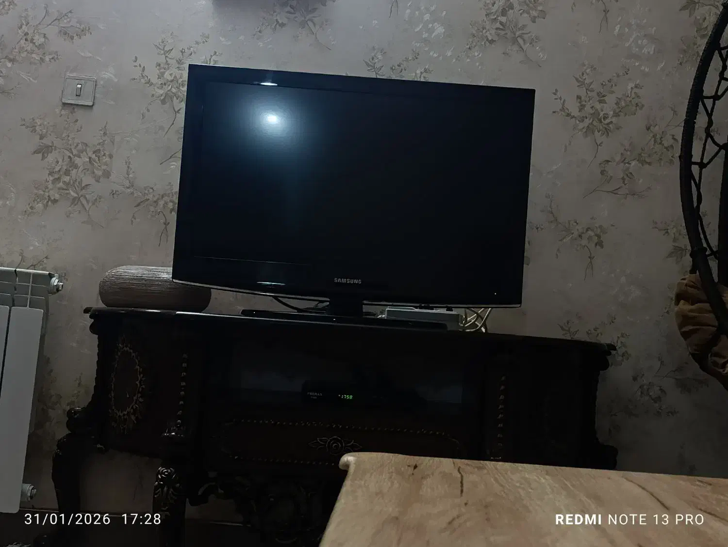 تلویزیون سامسونگ|تلویزیون و پروژکتور|ری, علایین|دیوار