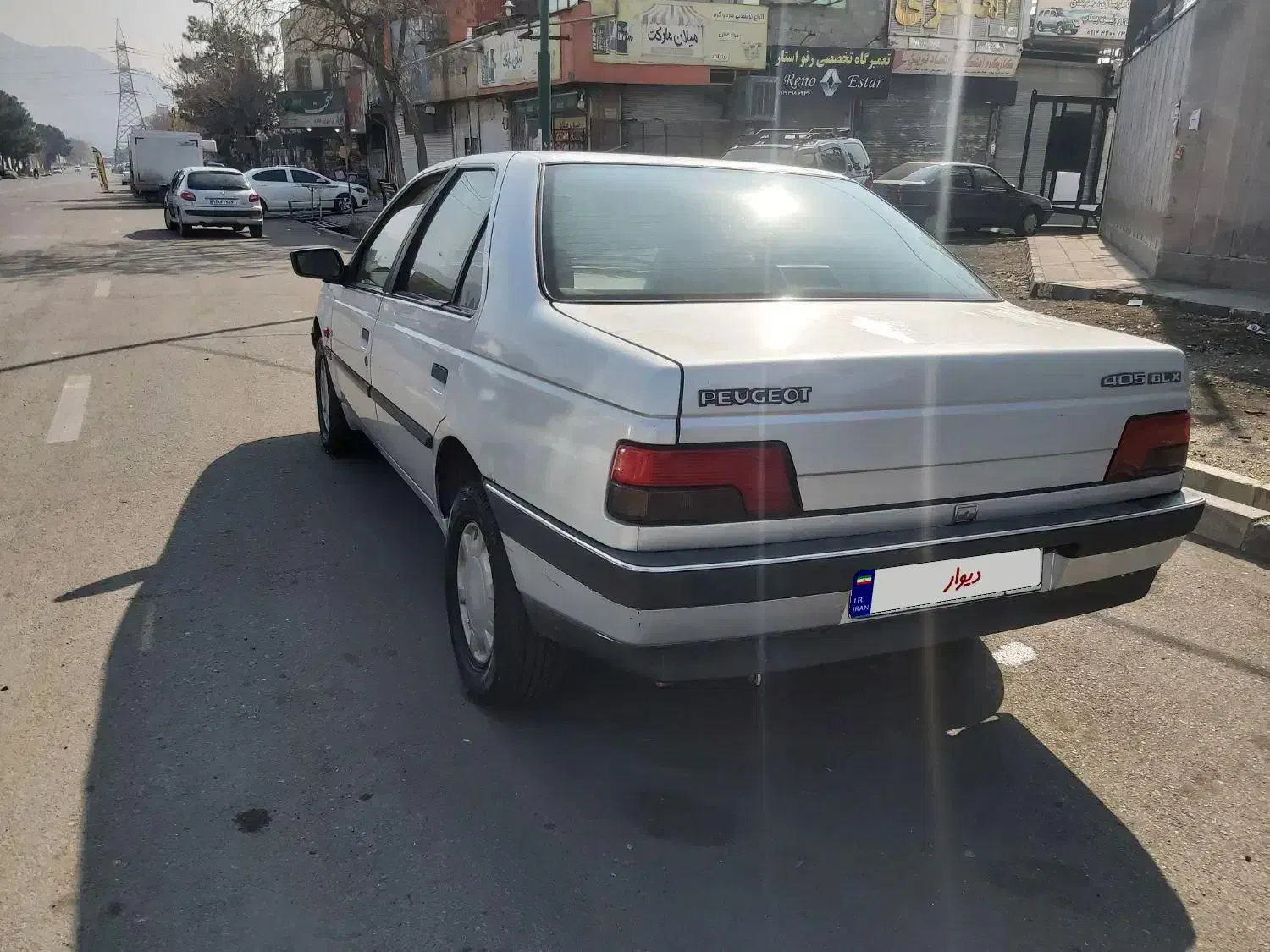 پژو ۴۰۵ مدل ۱۳۸۸|خودرو سواری و وانت|تهران, خاک سفید|دیوار