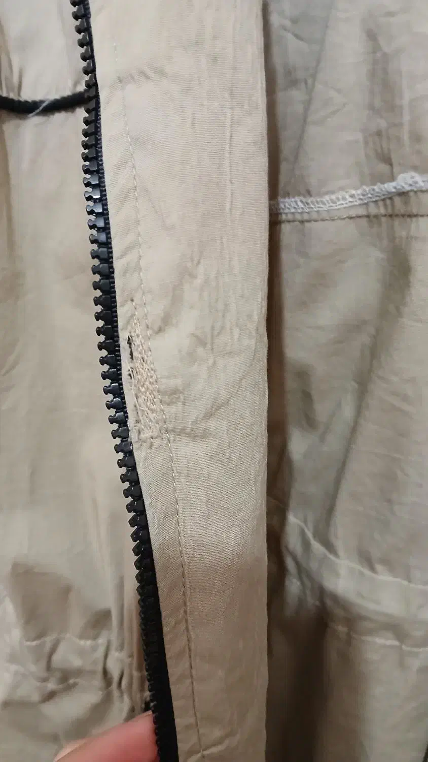 بارانی|لباس|پیشوا, |دیوار