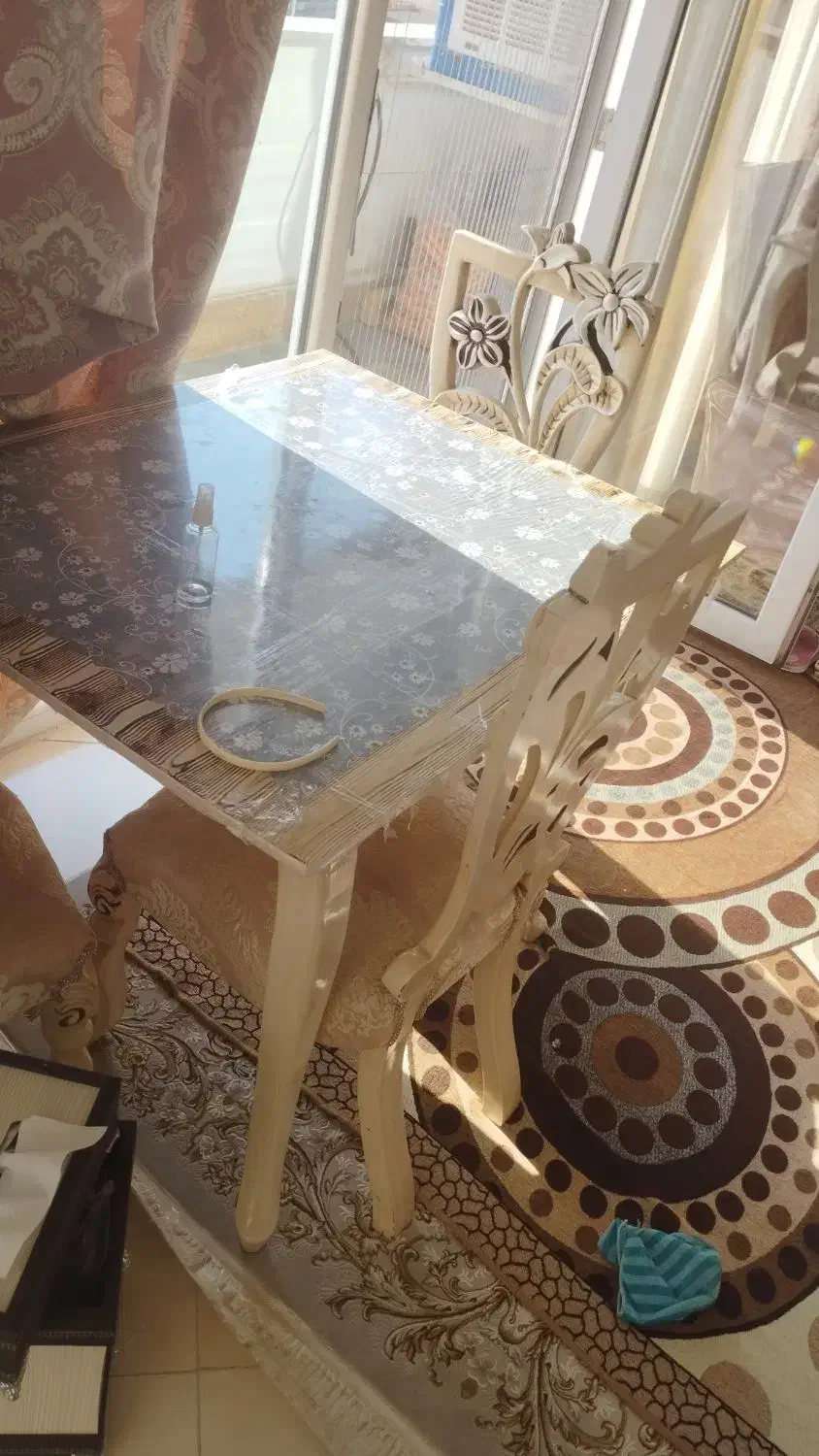 میز غذاخوری ۴نفره|مبلمان خانگی و میز عسلی|فولادشهر, مسکن مهر فولادشهر|دیوار