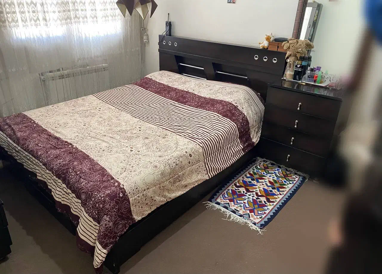 تخت با دراور و وسایل....|تخت و سرویس خواب|مهرگان, |دیوار