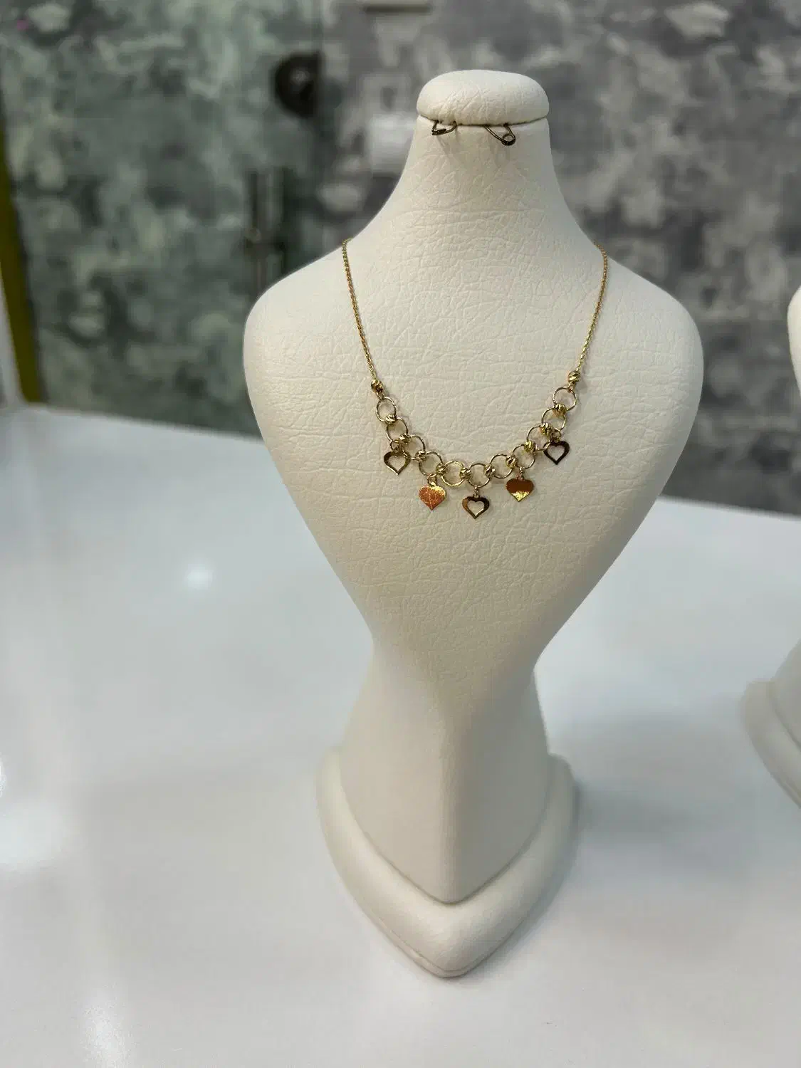 طلاهای زیبا و نمادار|جواهرات|ایوان, |دیوار