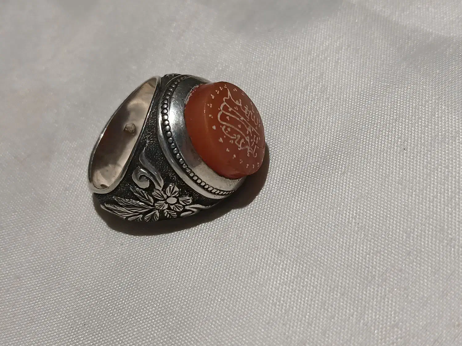 انگشتر اصل|کلکسیون اشیاء عتیقه|پارس‌آباد, |دیوار