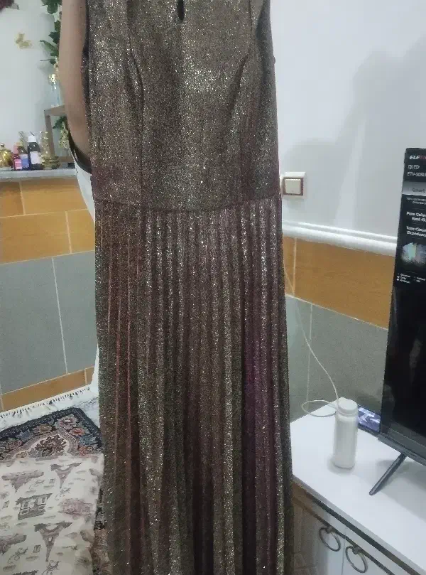 لباس مجلسی|لباس|زابل, |دیوار