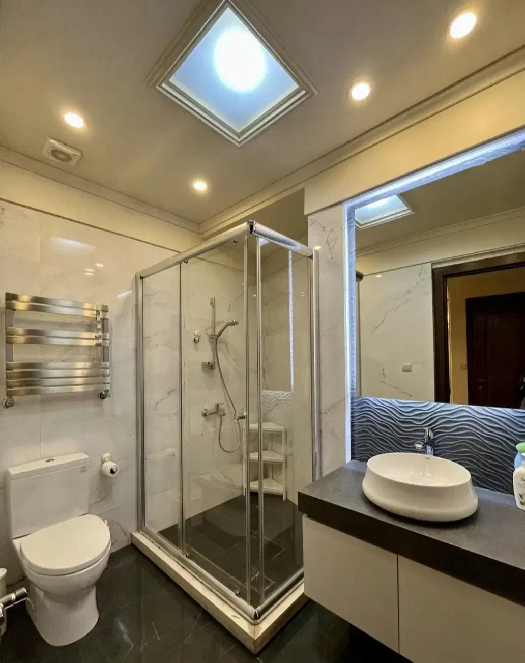 ۱۰۵ متر/ورودی از لابی مبله/مشاعات آبی فعال