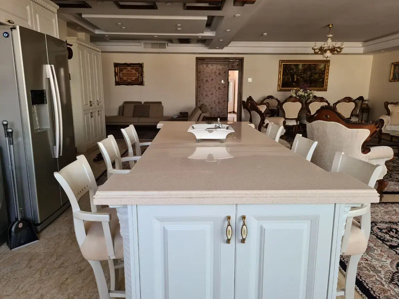 صندلی اپنی|صندلی و نیمکت|تهران, نیروی هوایی (پیروزی)|دیوار