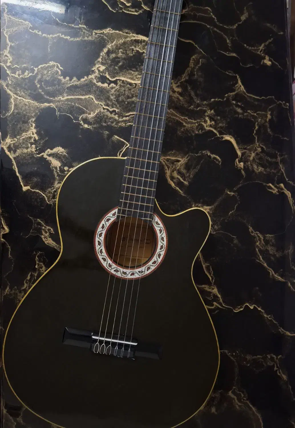 گیتار|گیتار، بیس، امپلیفایر|ری, سیزده آبان|دیوار