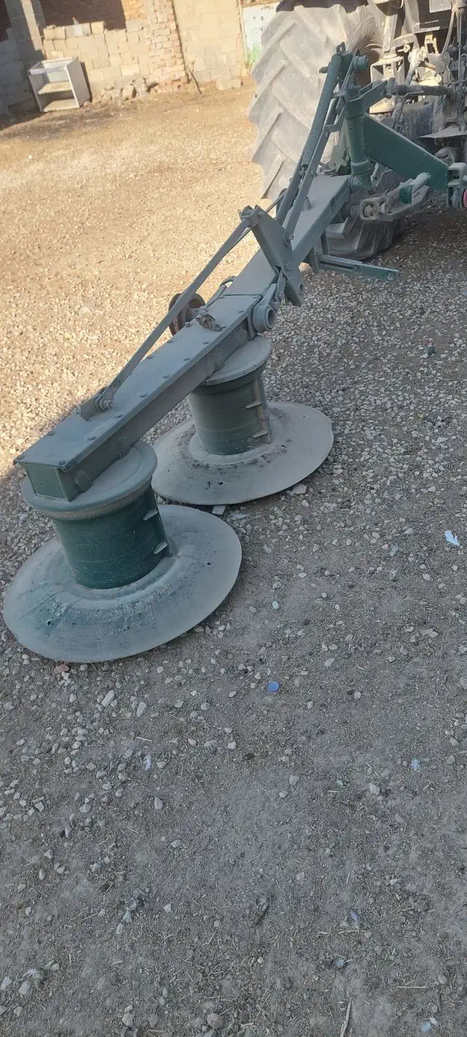 موور یونجه زن 165ترک|ماشینآلات صنعتی|مرودشت, رامجرد یک|دیوار