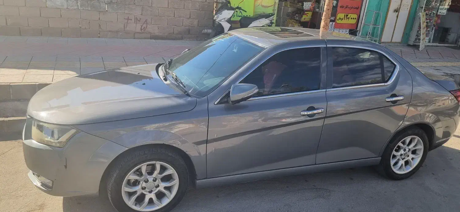 دنا پلاس توربو سانروف دار ۹۸|خودرو سواری و وانت|کرمان, |دیوار