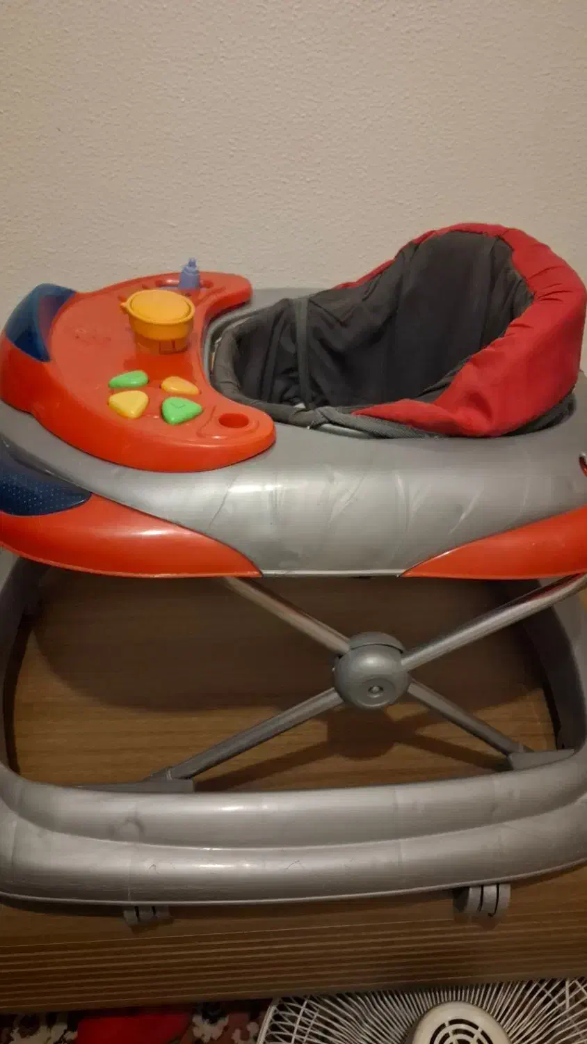 اسباب و اثاث بچه روروئک|کالسکه و لوازم جانبی|شاهین‌شهر, شهرک سایت|دیوار