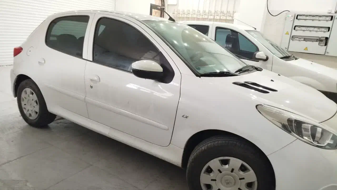 ۲۰۷  tu3 مدل ۴۰۲|خودرو سواری و وانت|بروجرد, |دیوار