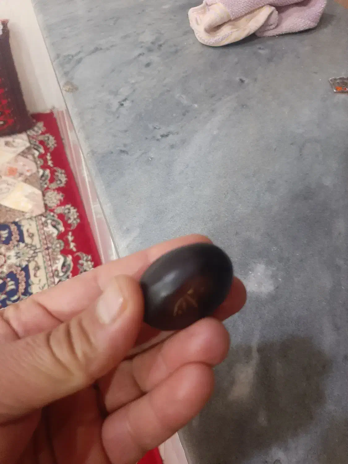 مهره و سنگ خیلی قدیمی|کلکسیون اشیاء عتیقه|کاشمر, |دیوار