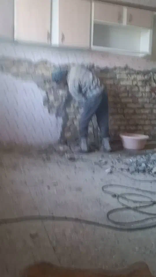 تخریب وکنده کاری باپیکور انجام میشود|خدمات پیشه و مهارت|نیمروز, |دیوار