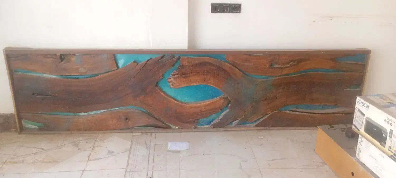 میز چوب گردو و رزین|مبلمان خانگی و میز عسلی|رفسنجان, |دیوار