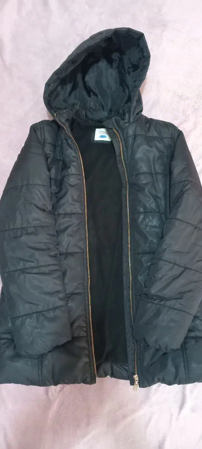 کاپشن|لباس|مشکیندشت, |دیوار