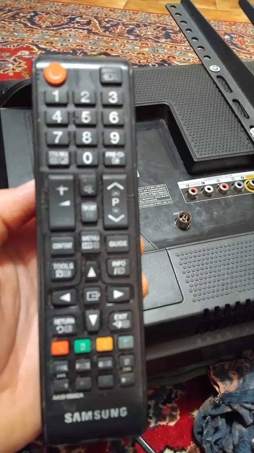 فروش تلوزیون ۲۶اینچ سامسون‌|تلویزیون و پروژکتور|شیراز, سینما سعدی|دیوار