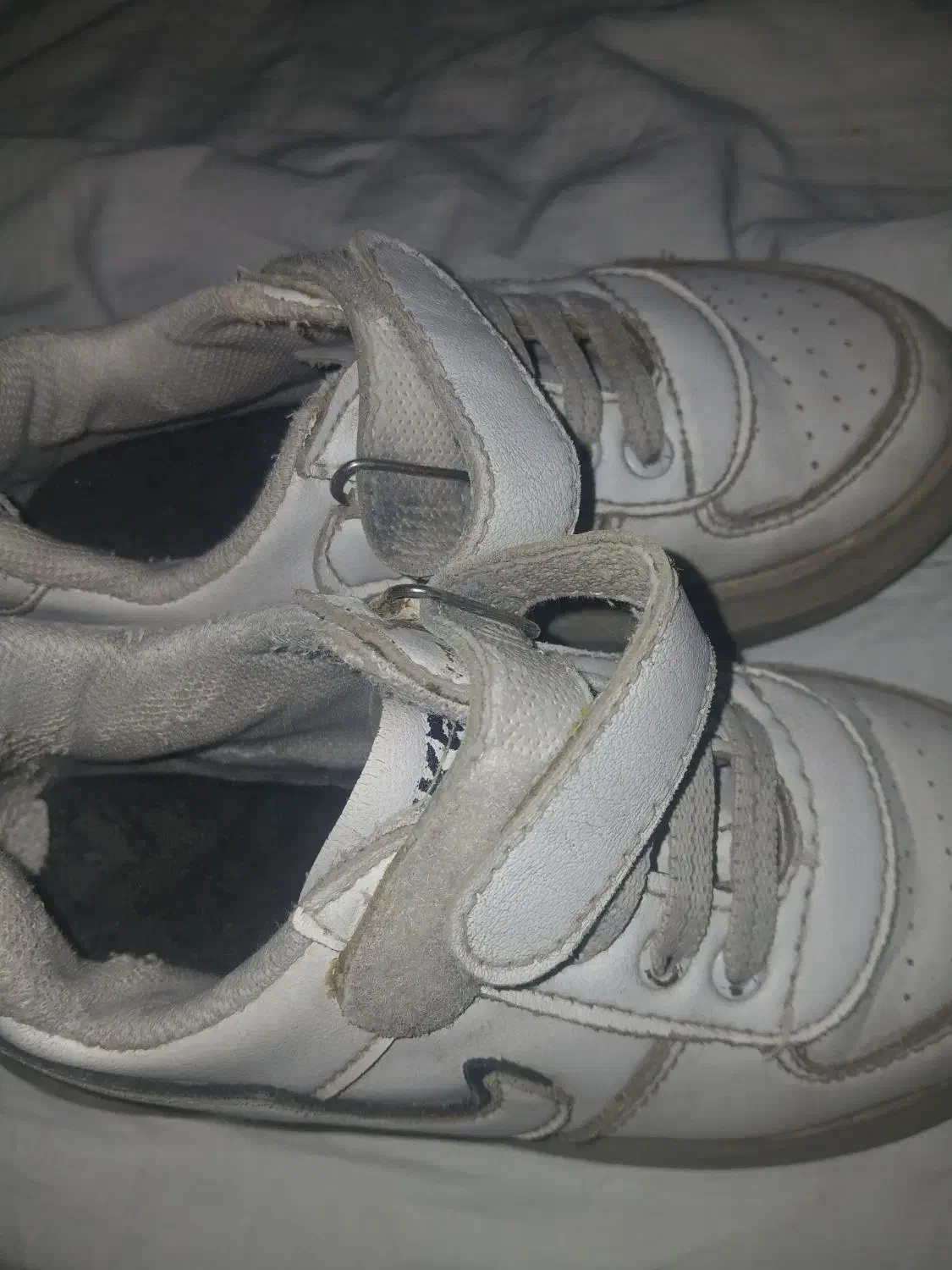 تعدادی کفش فوتبالی در حد نو ۱۸۰تومان|کیف، کفش، کمربند|ملایر, |دیوار