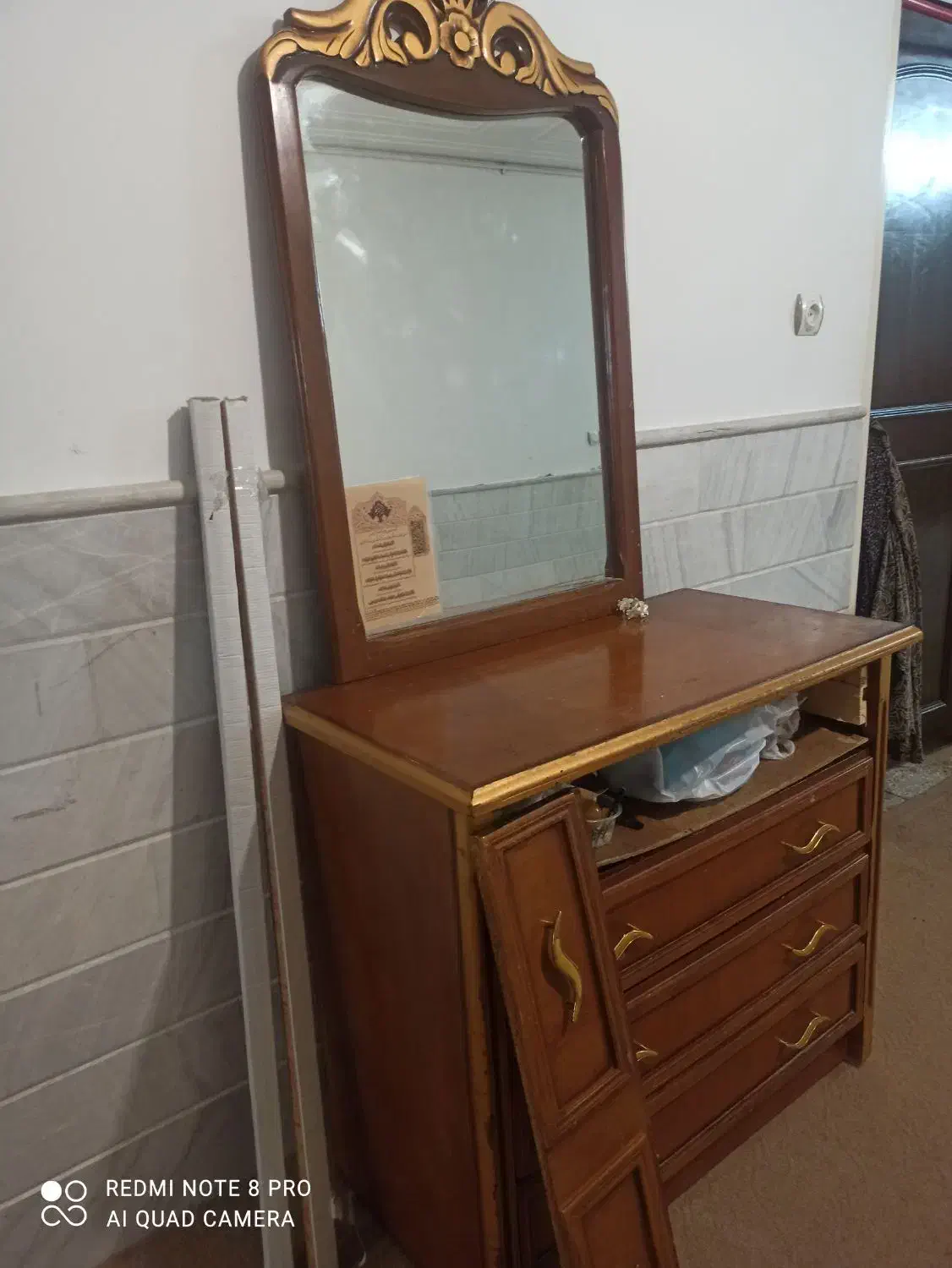 میز با آینه|بوفه، ویترین، کنسول|قم, زنبیل آباد|دیوار