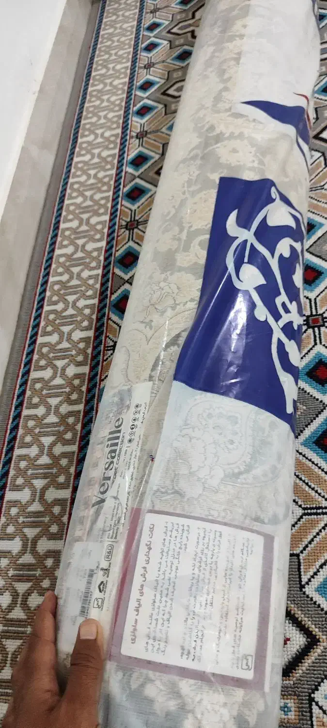 فرش گل برجسته درجه یک نو نو|فرش|بندرعباس, |دیوار