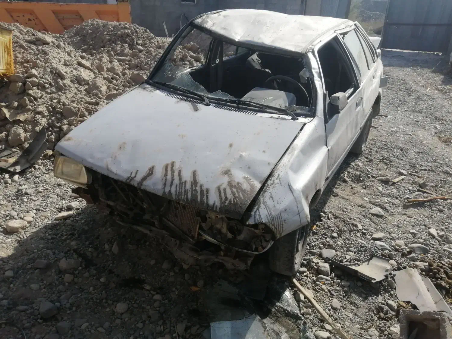 ماشین تصادفی|خودرو سواری و وانت|جیرفت, |دیوار