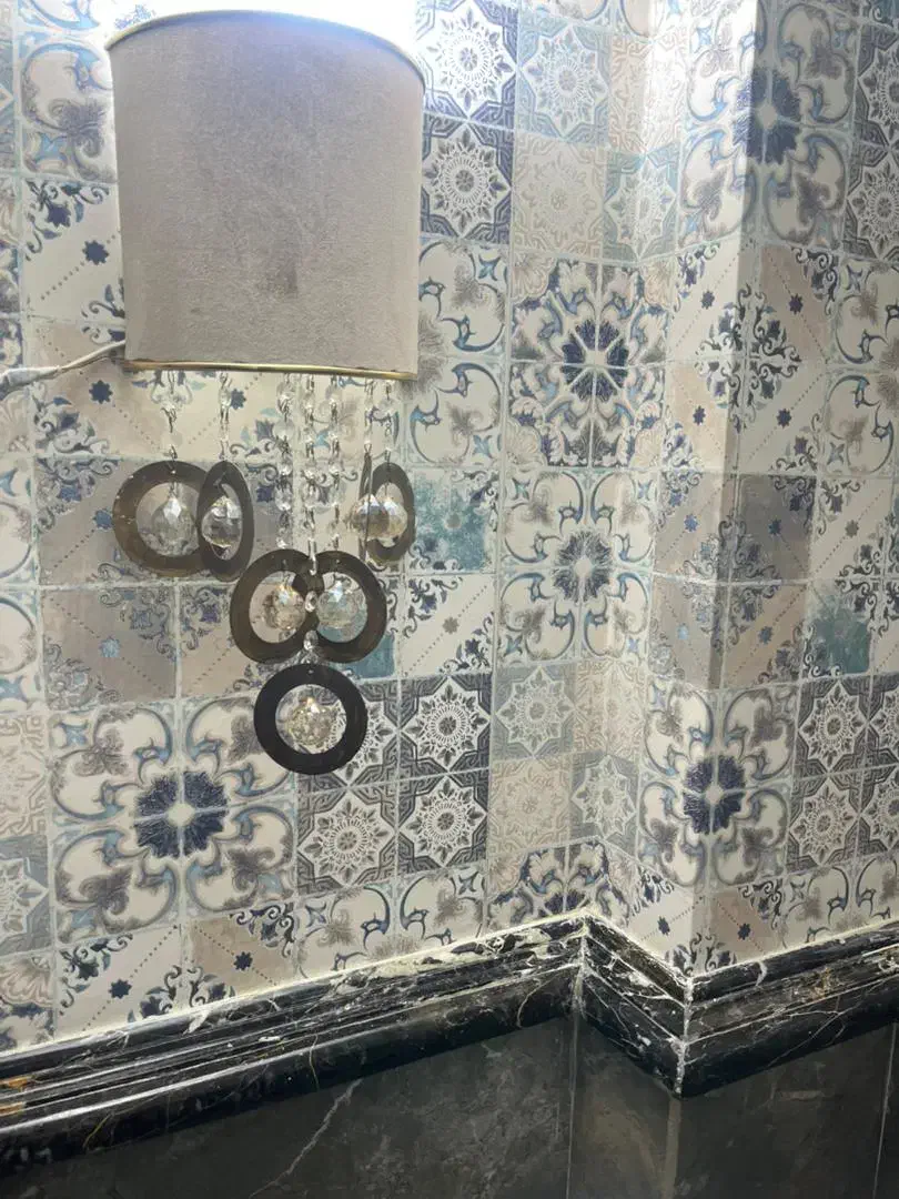 دیوارکوب طلایی|لوستر و چراغ آویز|تهران, تهرانپارس شرقی|دیوار