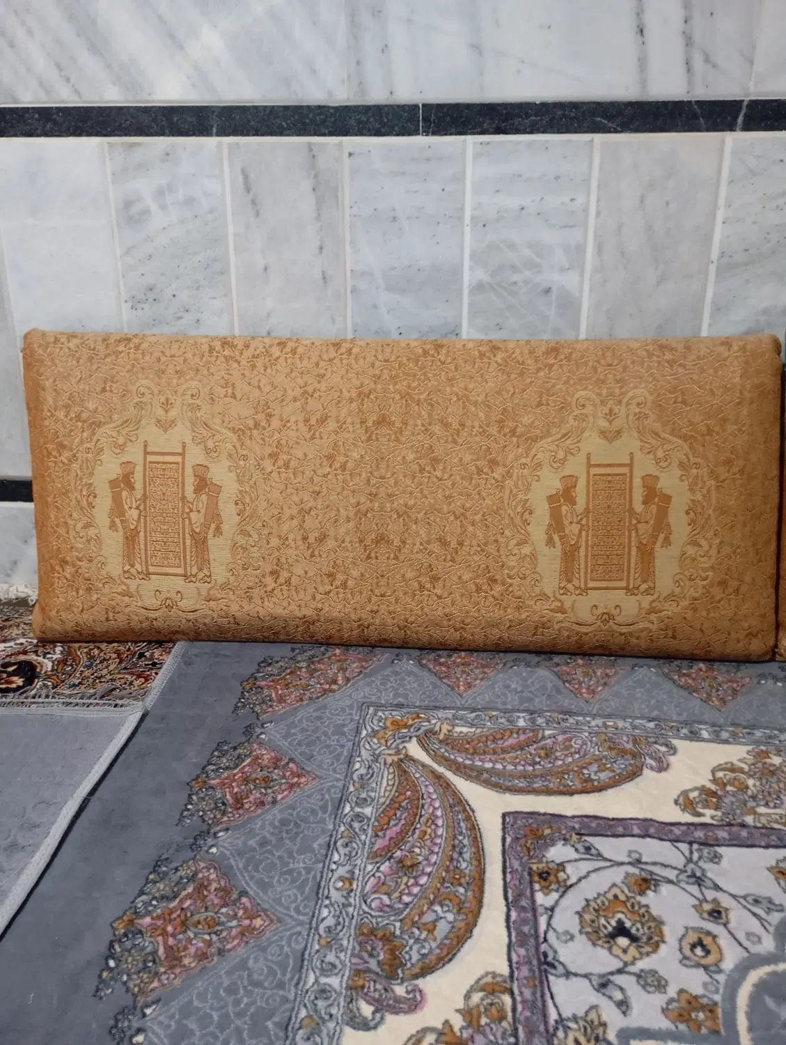 پشتی|پشتی|زاهدان, |دیوار