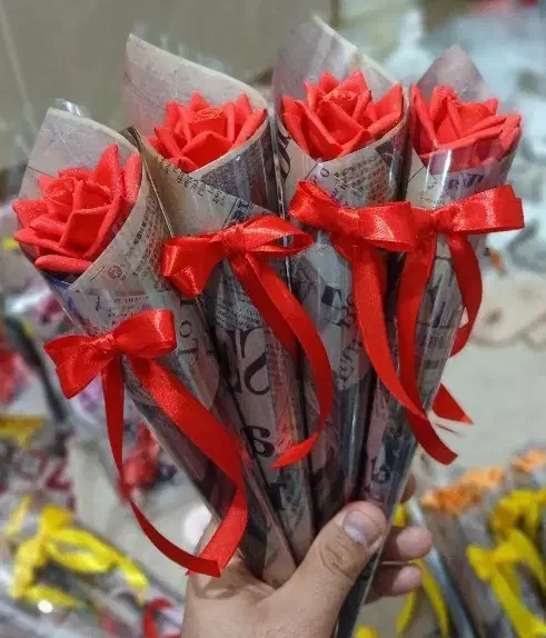 گل برای روز مادر|گل مصنوعی|سنندج, |دیوار