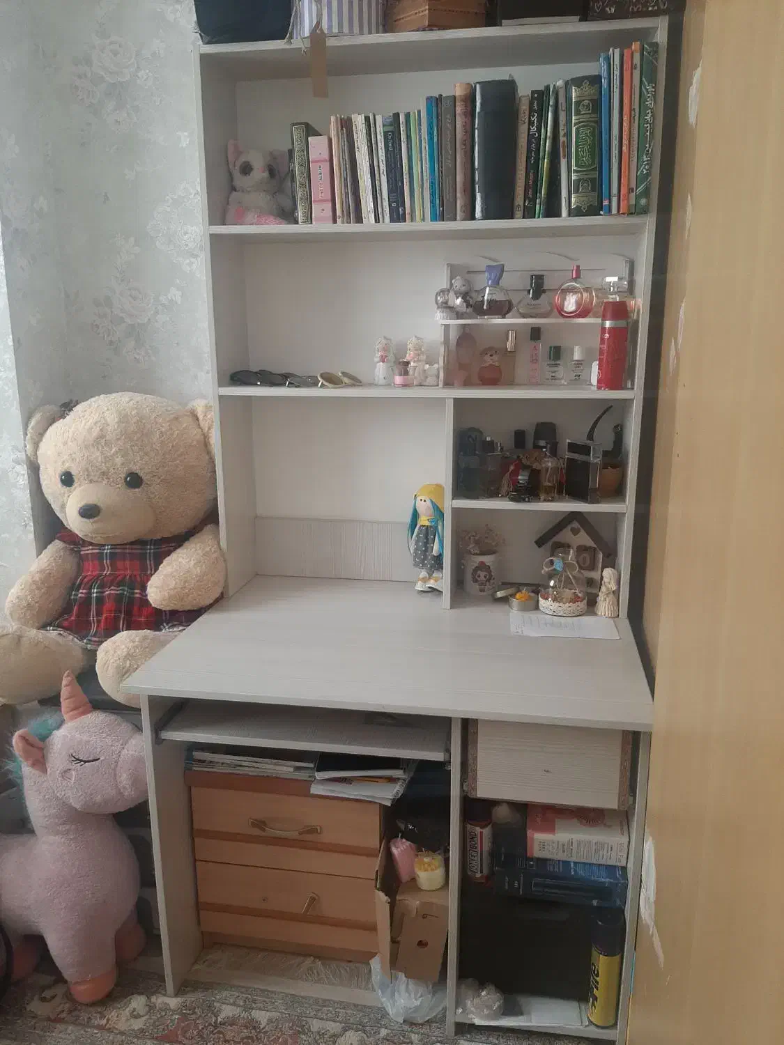 میز تحریر و کامپیوتر و کتابخانه|میز تحریر و کامپیوتر|اسلام‌شهر, مطهری|دیوار