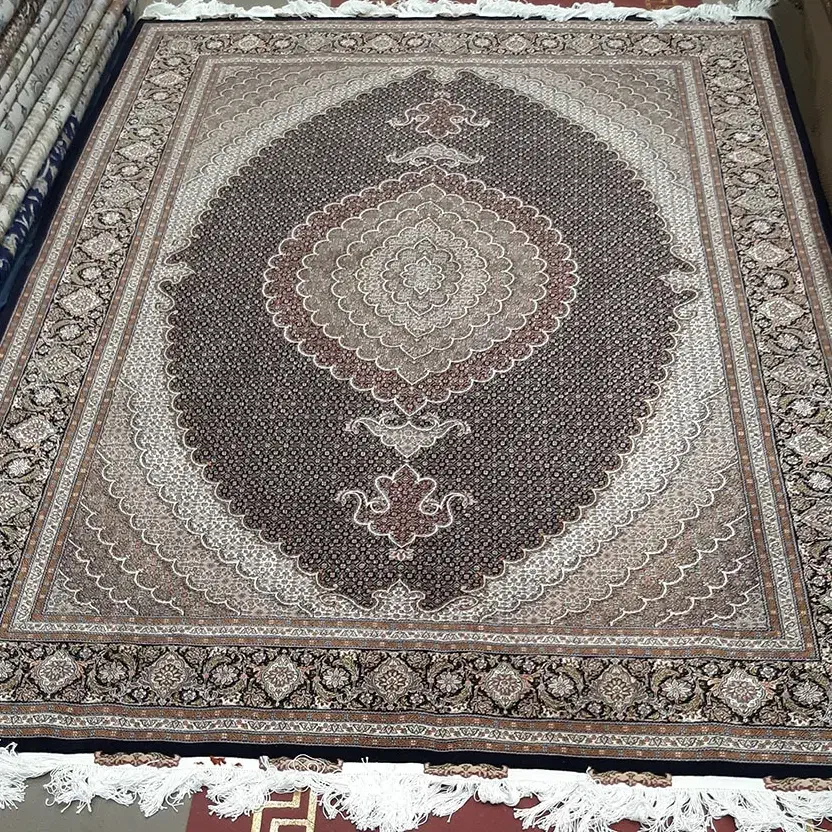 جفت فرش ۶ متری ضخیم ۵۰ رج در حد نو نو|فرش|گرگان, |دیوار