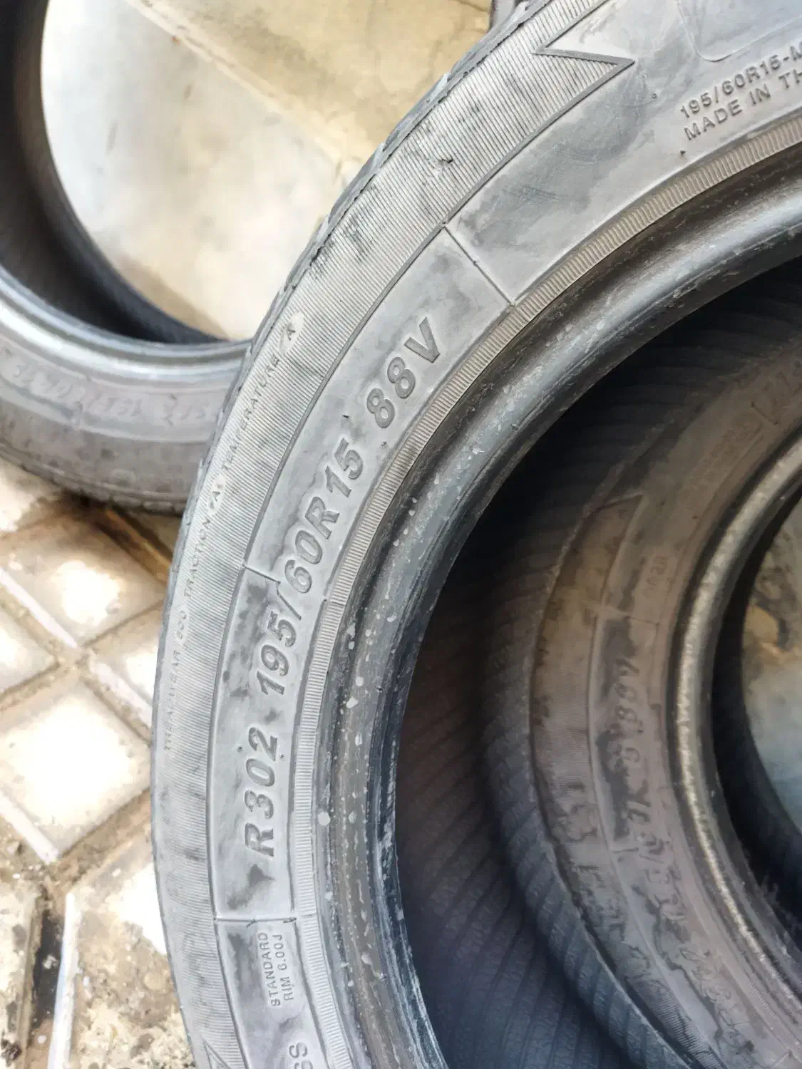 لاستیک ۱۹۵ ۱۵|قطعات یدکی و لوازم جانبی|کرج, کمالشهر|دیوار