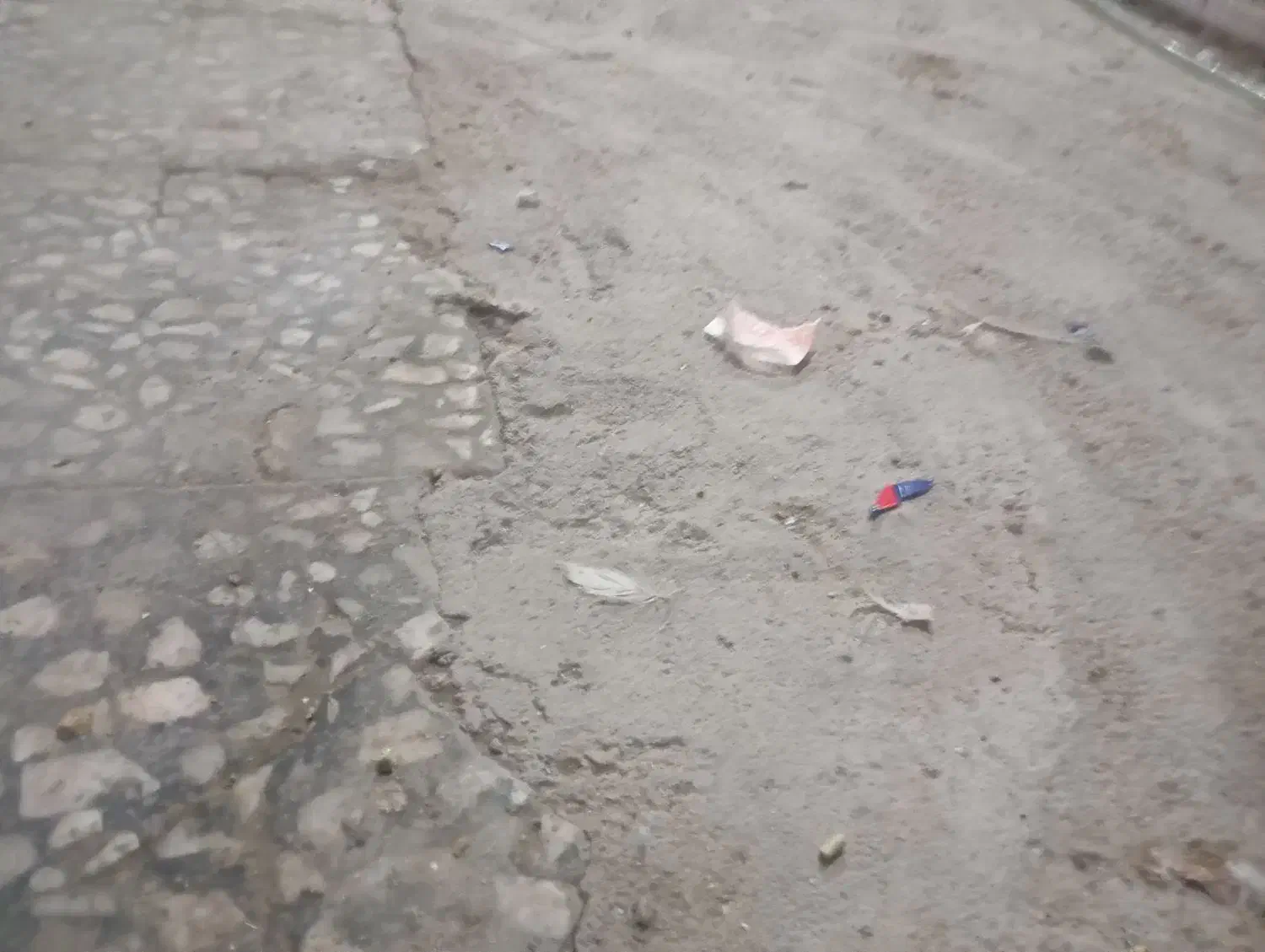 زمین به مساحت 250متر روبروی حافظ تو کوچه|فروش زمین و ملک کلنگی|خاش, |دیوار