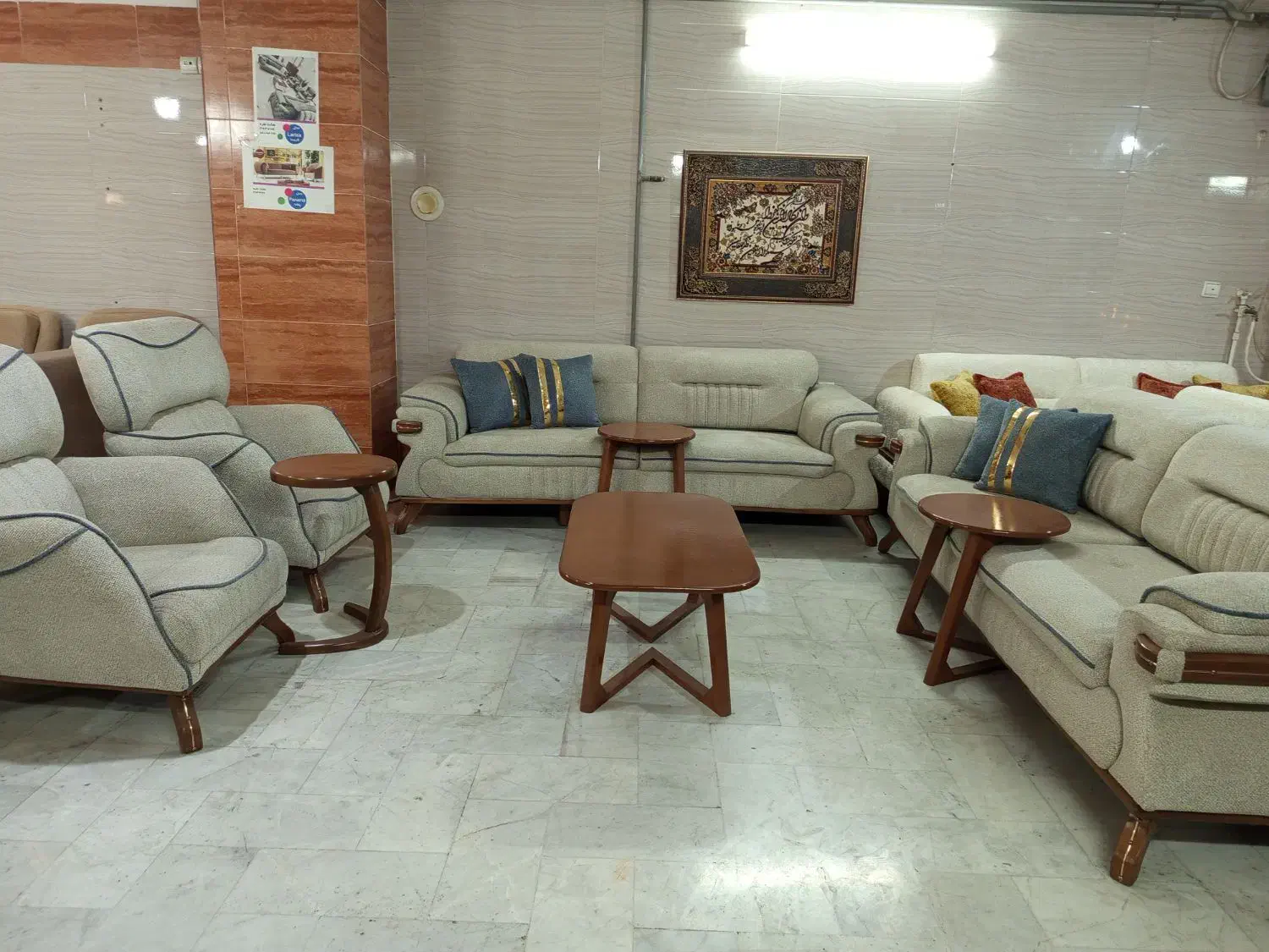 مبل ۸نفره تخت شو بهمراه میزوعسلی نقد و اقساط|مبلمان خانگی و میز عسلی|قدس, شهر‌قدس|دیوار