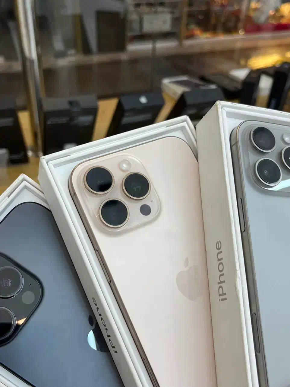 iPhone 16 pro max zaa|موبایل|شیراز, وصال|دیوار