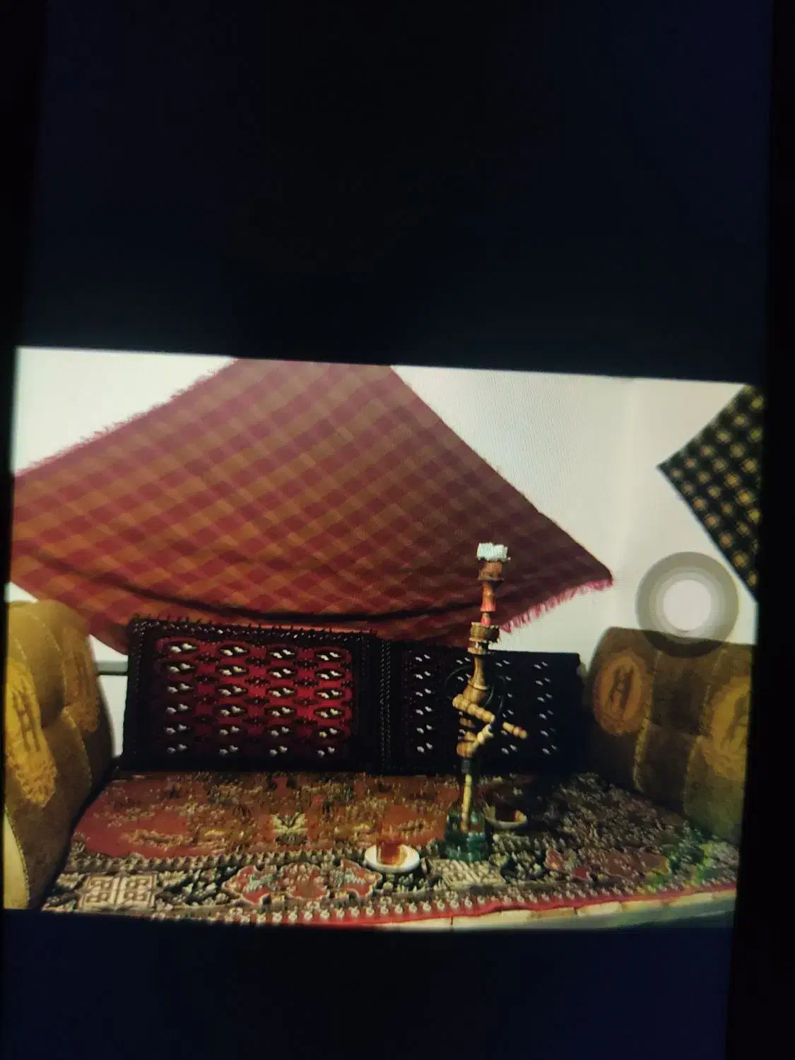 تحت سنتی فلزی|مبلمان خانگی و میز عسلی|سقز, |دیوار