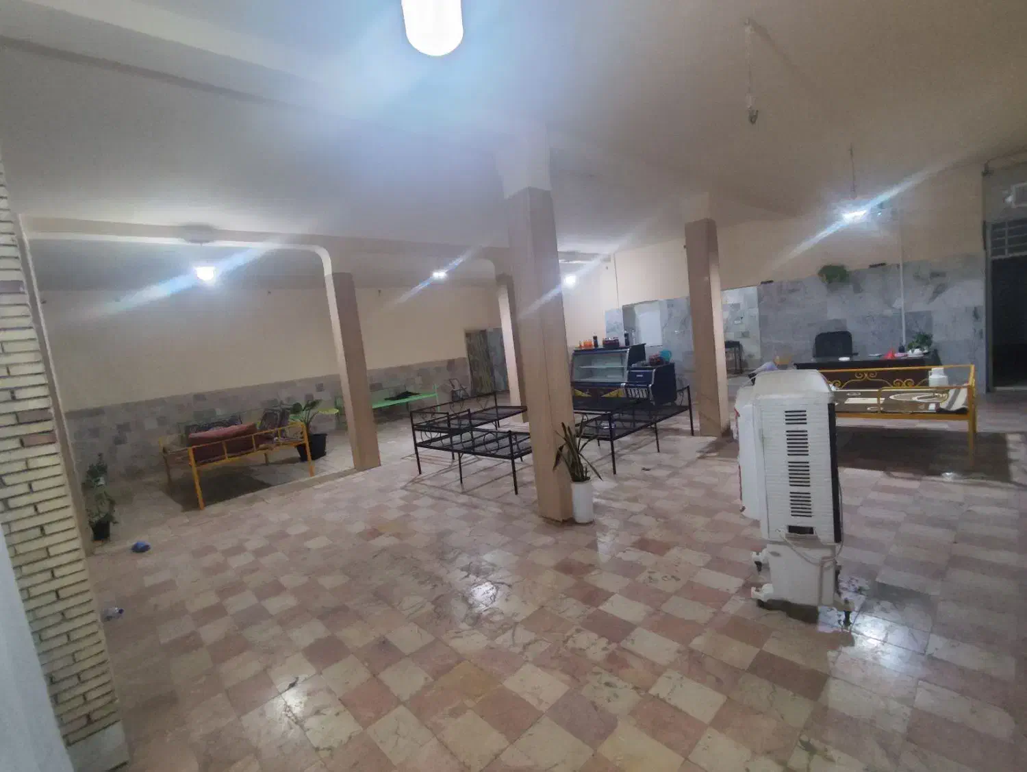 رهن و اجاره دادن کافه و رستوران بین راهی|اجارهٔ مغازه و غرفه|ماهان, |دیوار