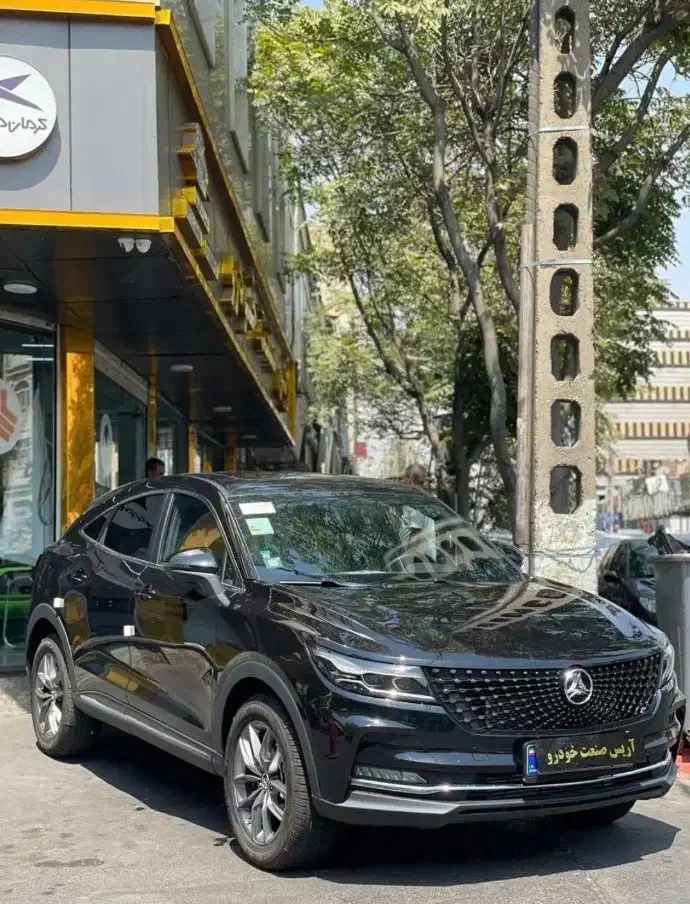 دیگنیتی پرایم خشک مشکی سفید تریم مارون و مشکی ۱۴۰۴|خودرو سواری و وانت|تهران, صادقیه|دیوار