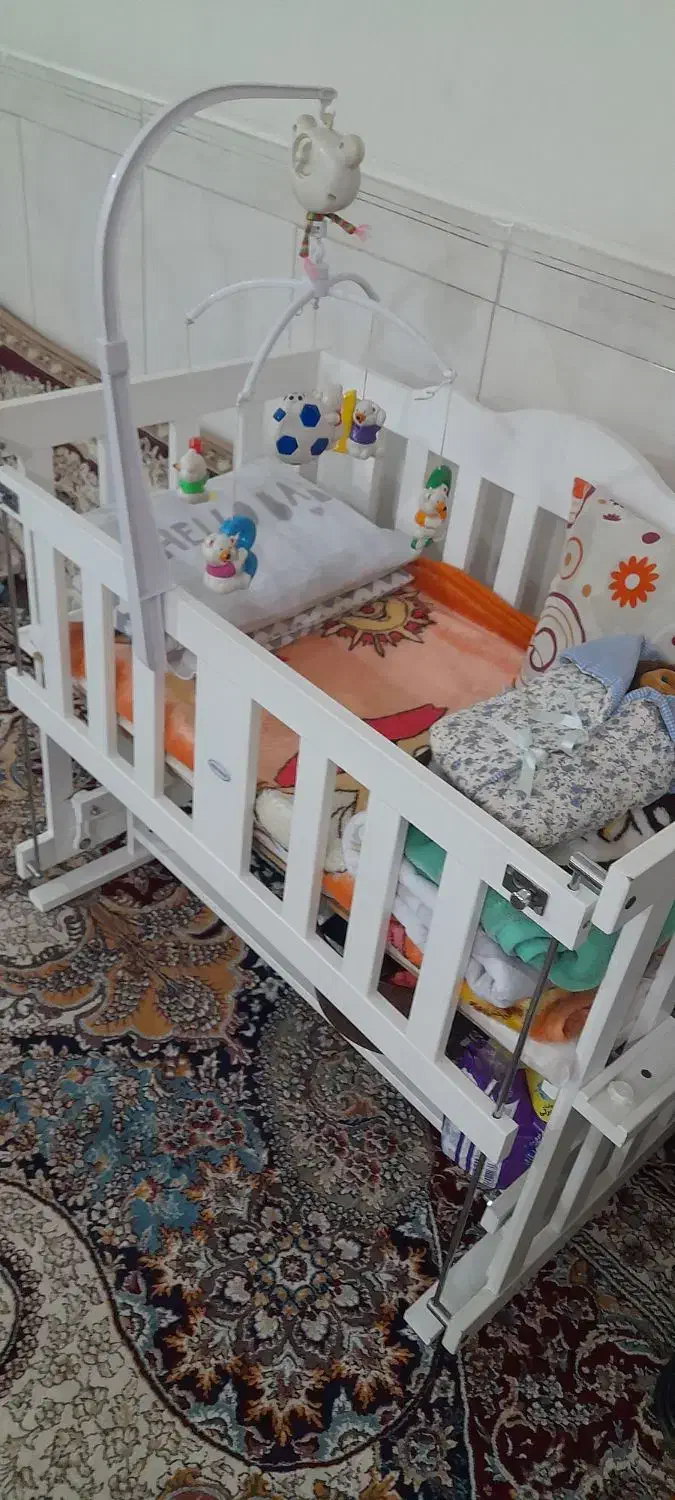 لوازم نوزادتخت گهواره ای چوبی گهواره میلاد|تخت و صندلی بچه|مشهد, نوید|دیوار