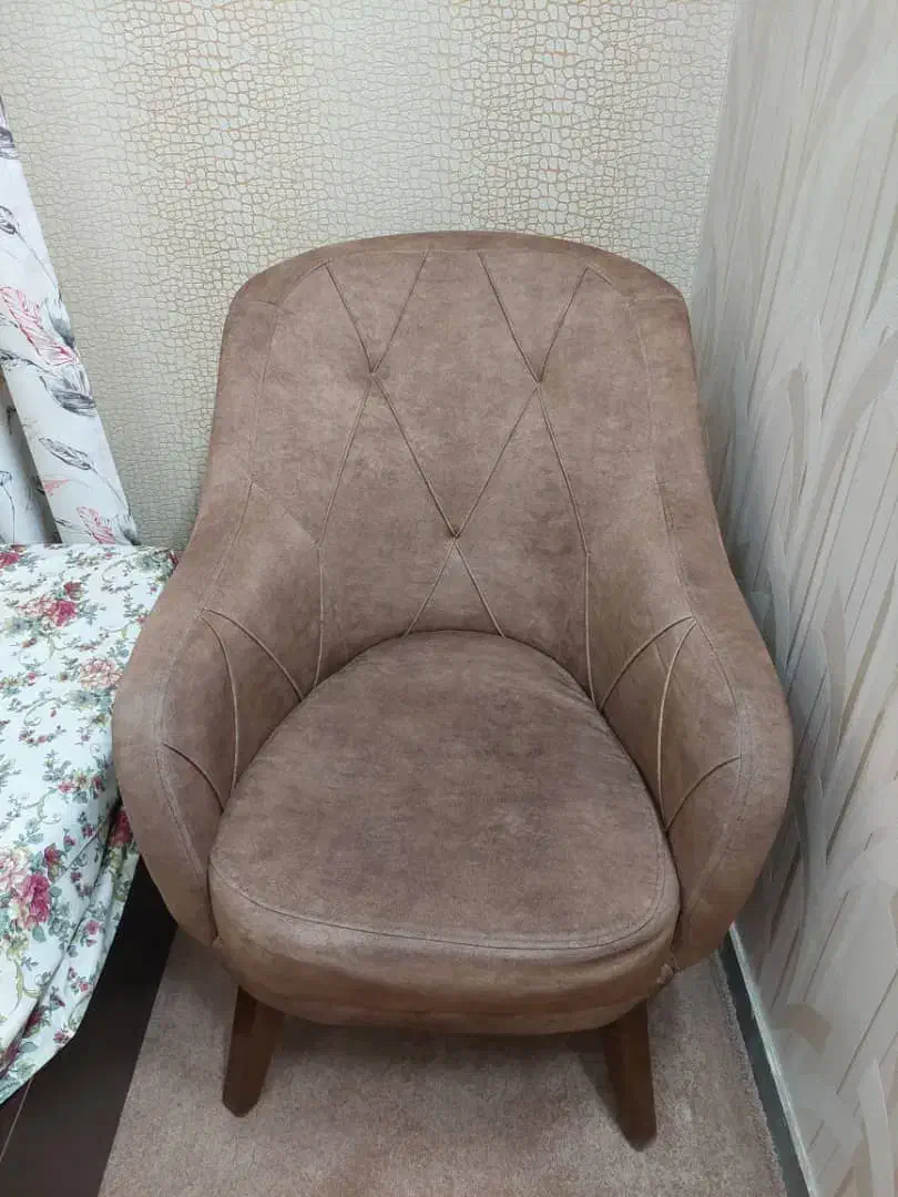 فروش مبل راحتی|مبلمان خانگی و میز عسلی|شاهینشهر, فردوسی|دیوار