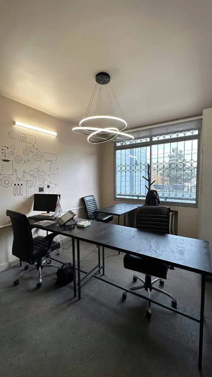 فضای کار اختصاصی  (دفتر کار اشتراکی)|اجارهٔ کوتاه‌مدت دفتر کار و فضای آموزشی|مشهد, کوثر|دیوار