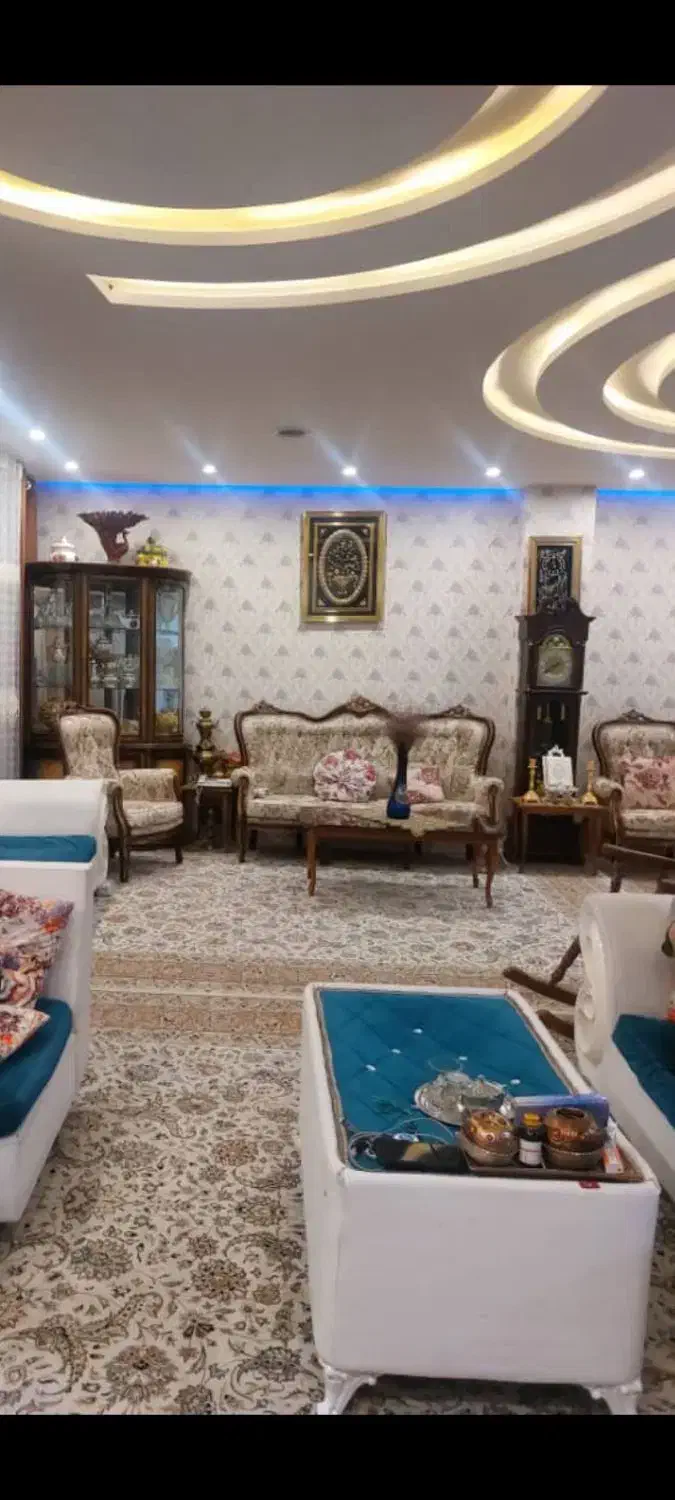 فروش خانه ویلایی ۱۷۸ متری ۴ خوابه در ۲۰متری لاله|فروش خانه و ویلا|شیراز, لاله|دیوار