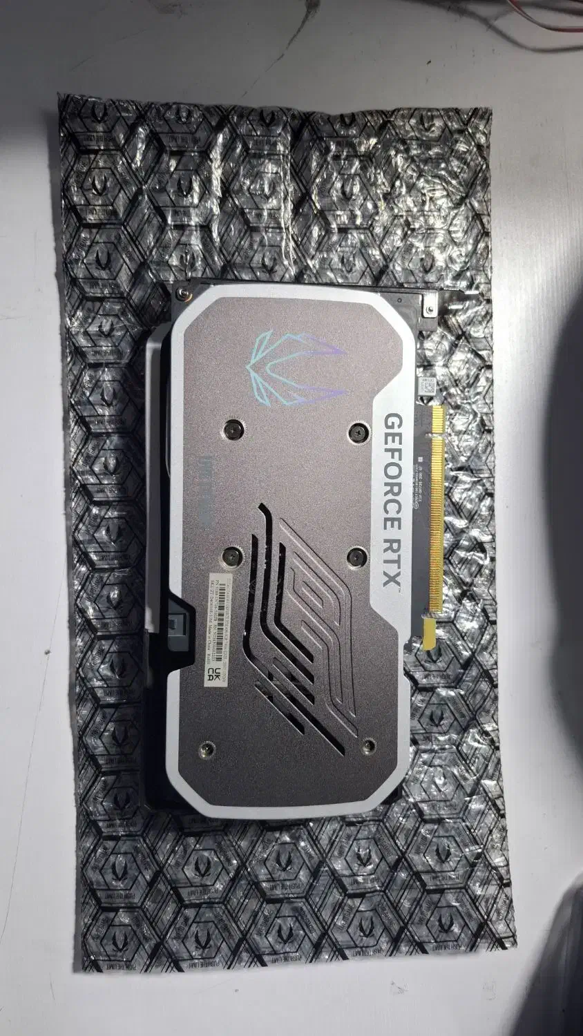 کارت گرافیک 4060 ۸ گیگ زوتک با گارانتی|قطعات و لوازم جانبی رایانه|تهران, تهرانپارس غربی|دیوار