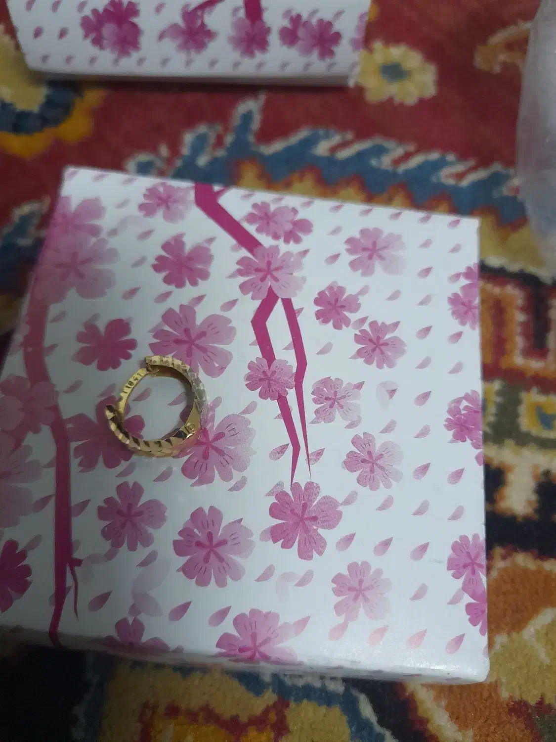 ۱۷گرم‌طلا|جواهرات|قم, ولیعصر|دیوار