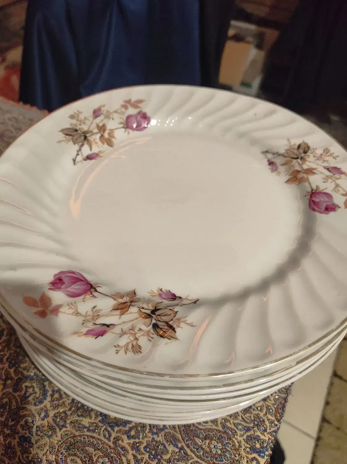 بشقاب پلو خوری گل سرخی|ظروف سرو و پذیرایی|محمدیه-قزوین, |دیوار