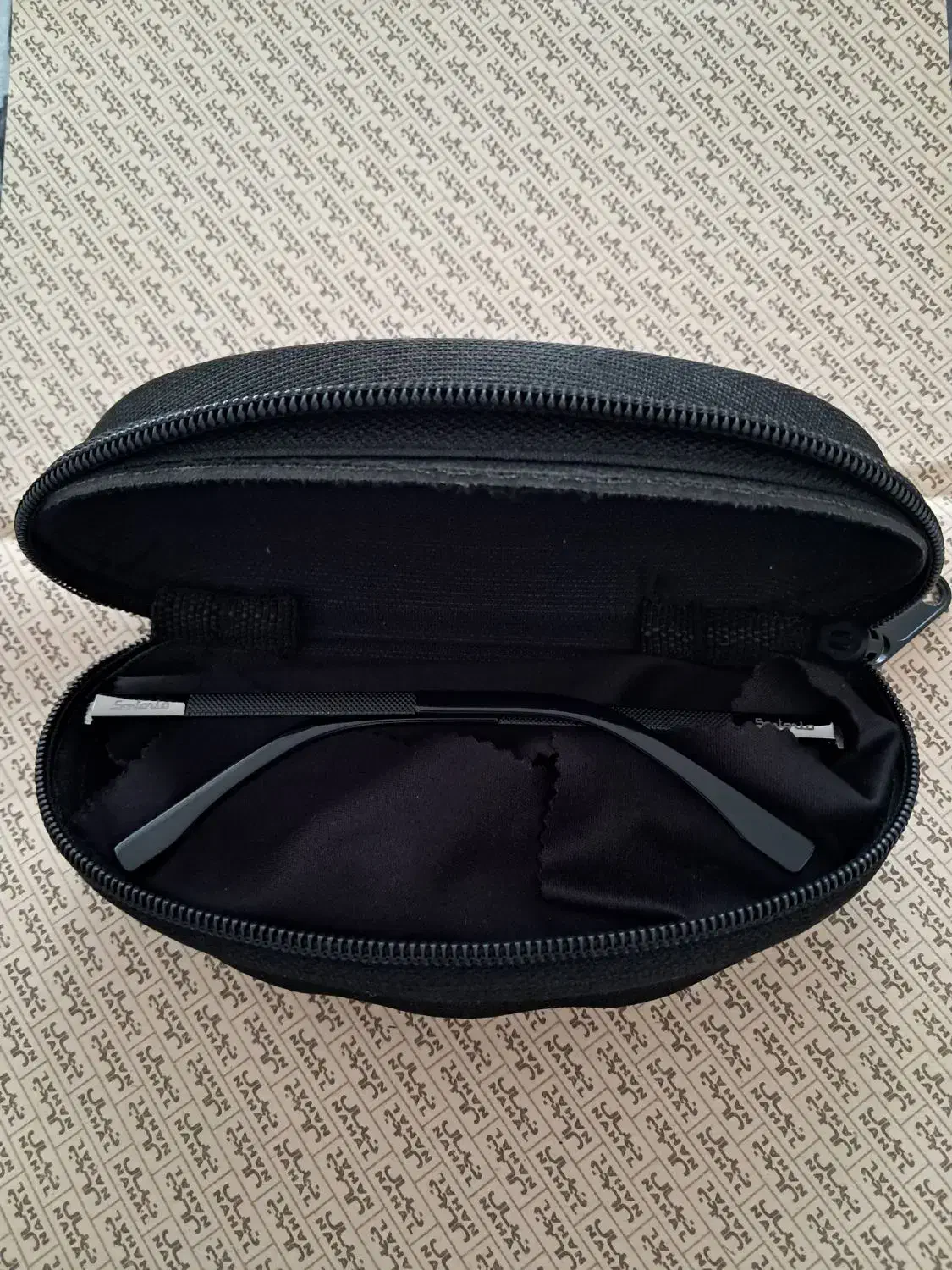 عینک آفتابی|زیورآلات و اکسسوری|باغستان, |دیوار