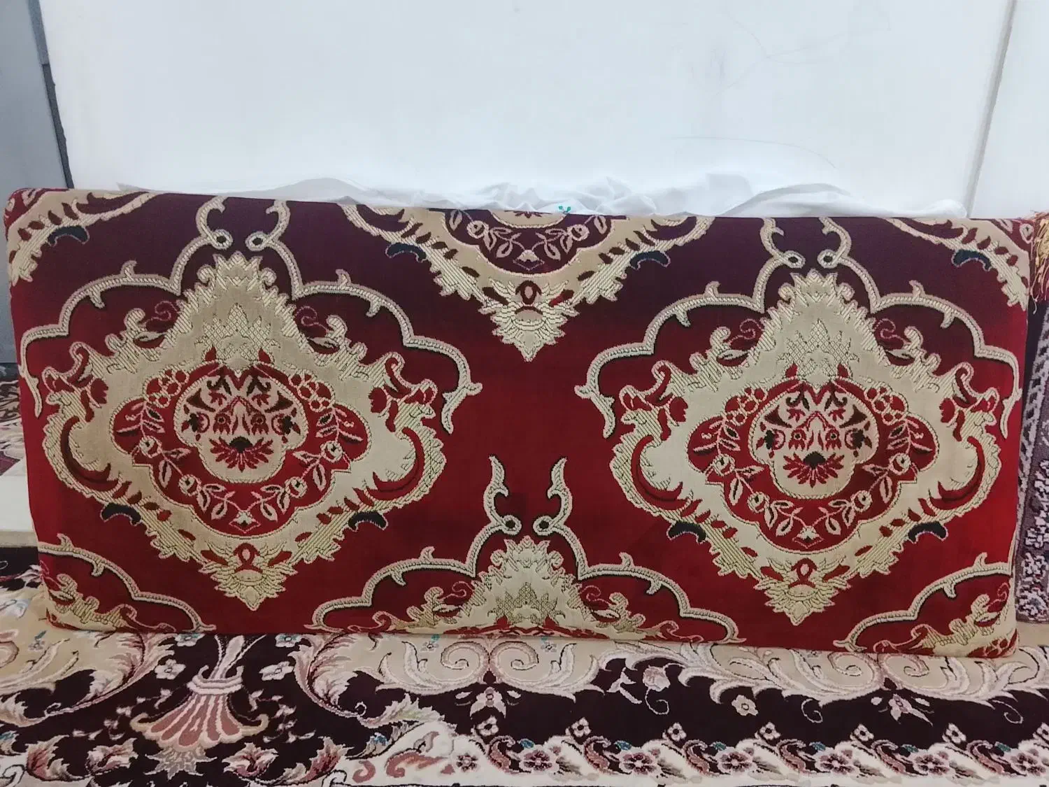 پشتی سالم|پشتی|قم, زند آباد|دیوار