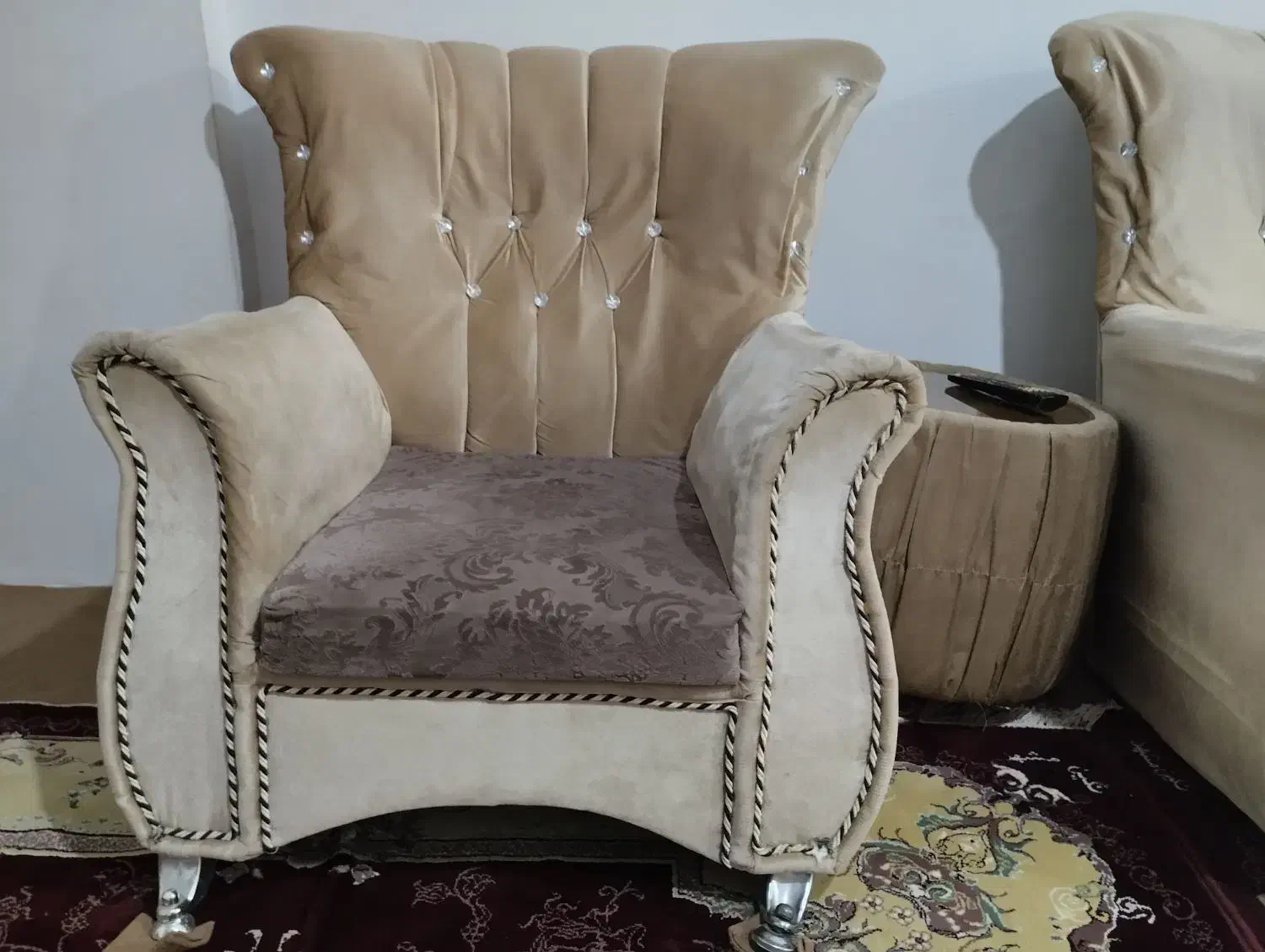 مبل ۷نفره|مبلمان خانگی و میز عسلی|سنندج, |دیوار