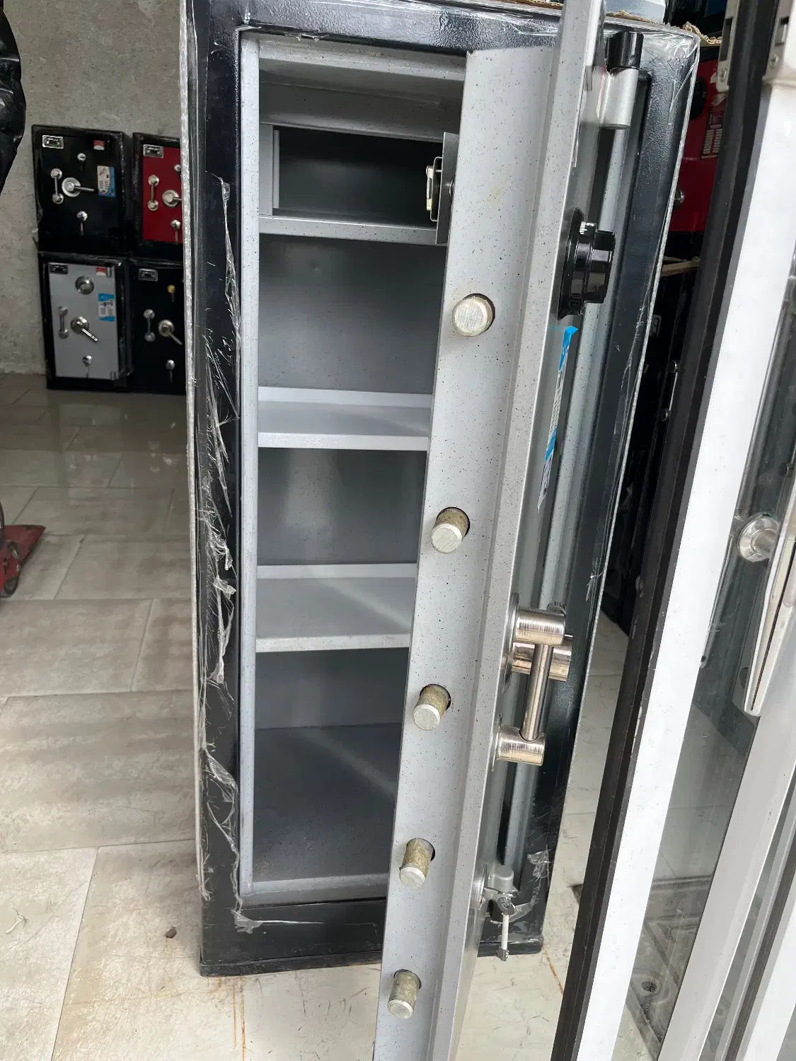 گاوصندوق 300kmmmm/سوپر آلیاژی /ایرانکاوه /خامنه ای|ابزارآلات|یزد, |دیوار