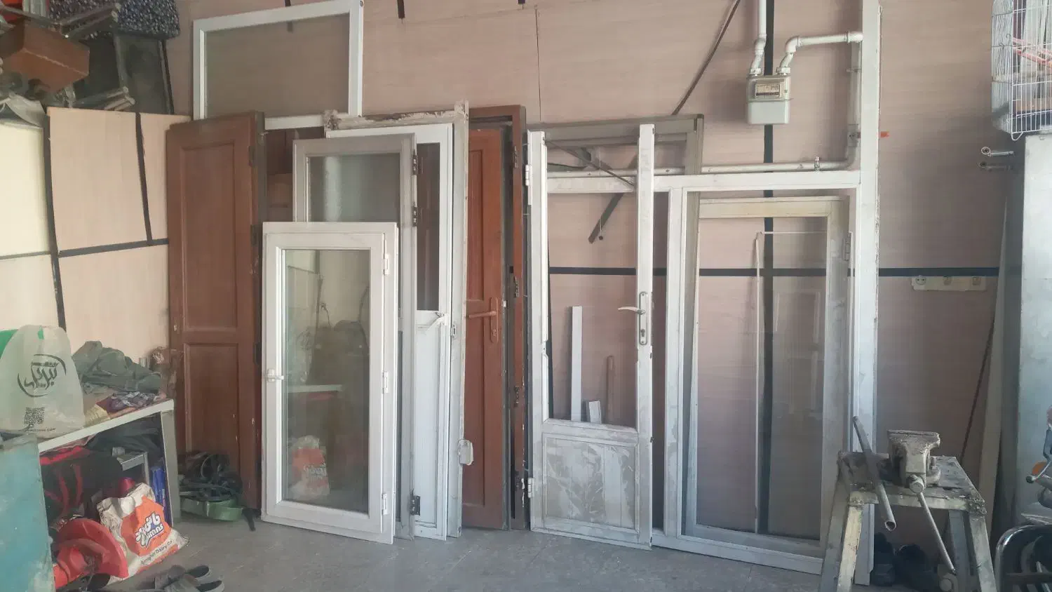 الومینوم کاری وسقف کاذب|خدمات پیشه و مهارت|تبریز, |دیوار